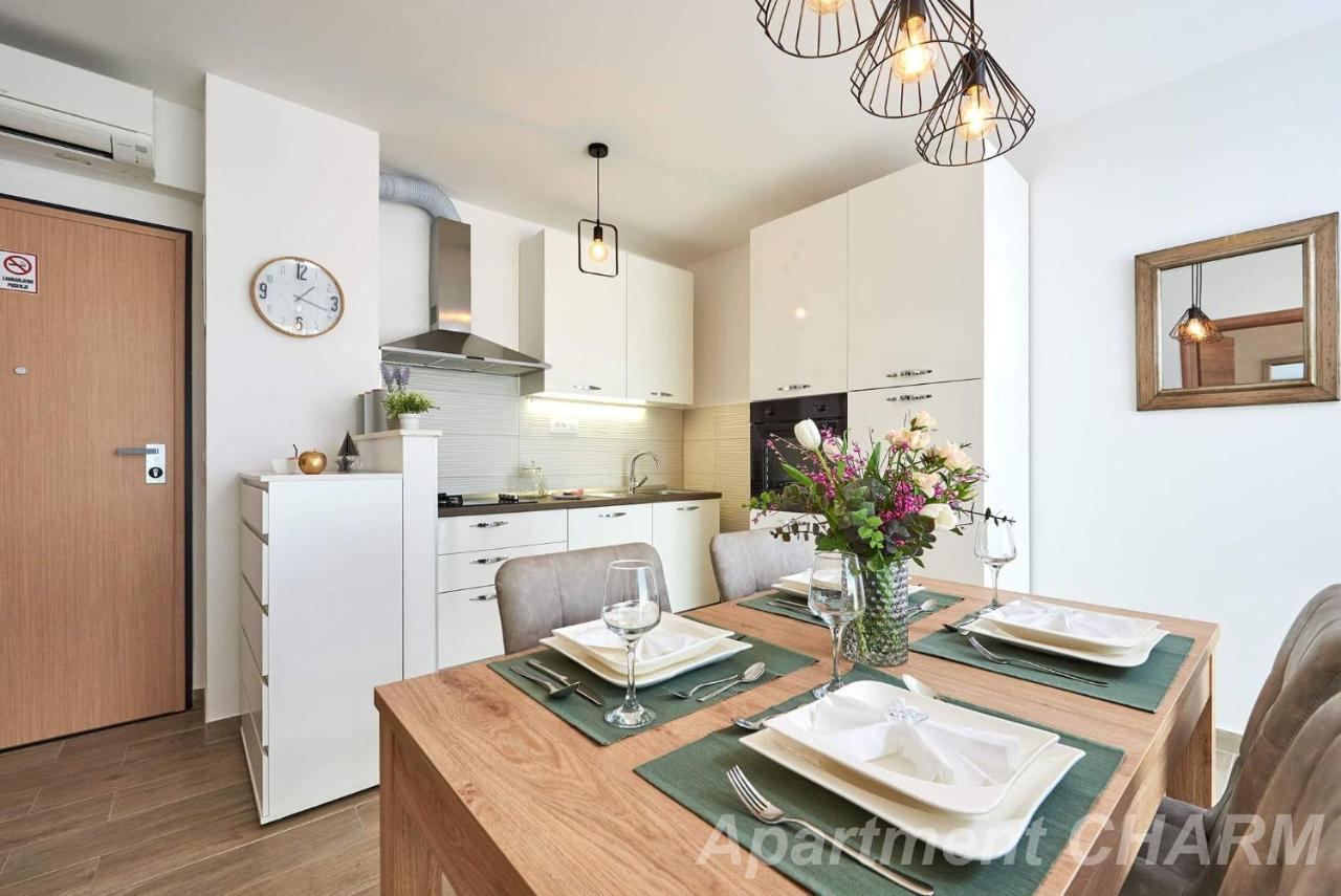 Luxury Apartment Charm With Pool Trogir Luaran gambar