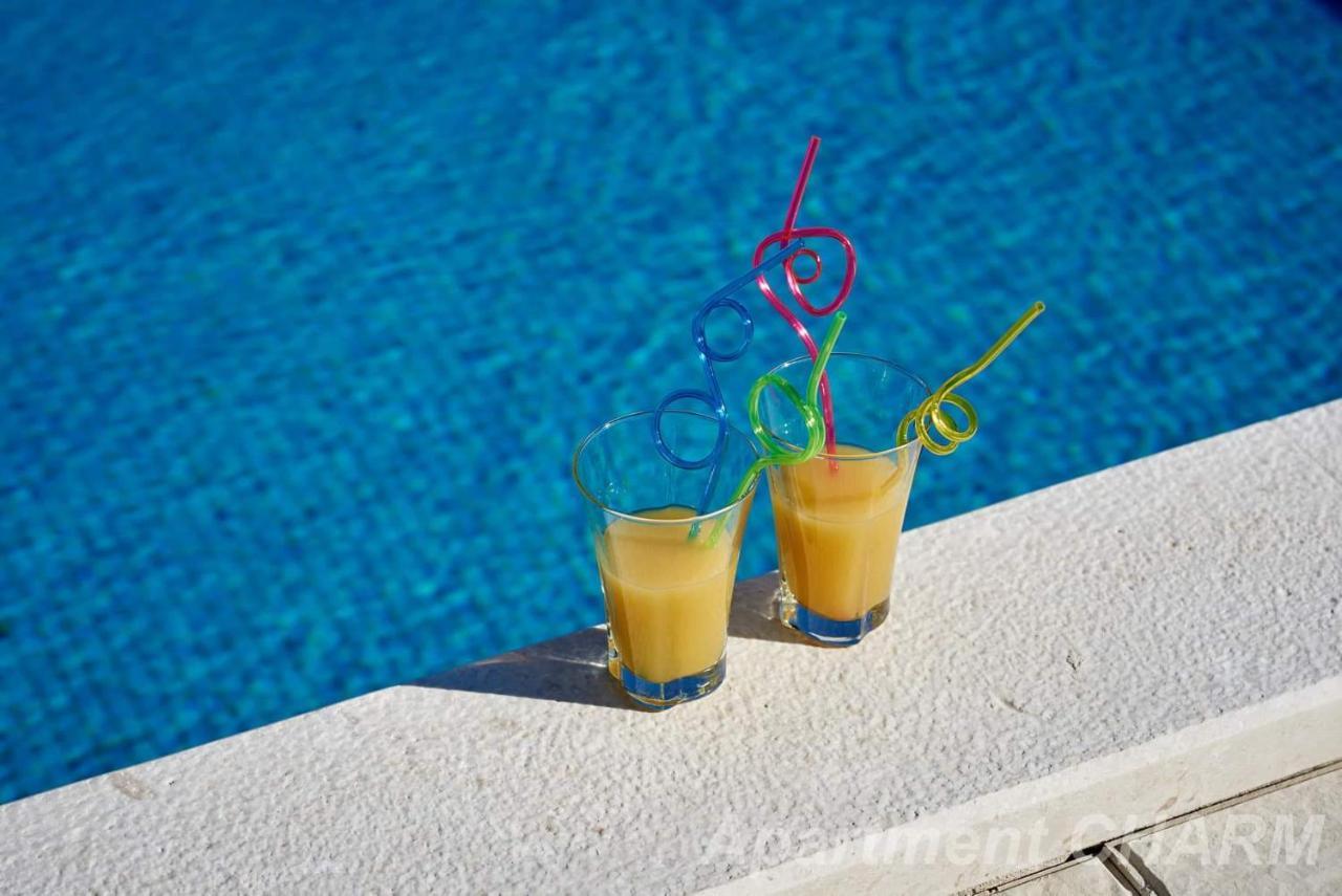 Luxury Apartment Charm With Pool Trogir Luaran gambar