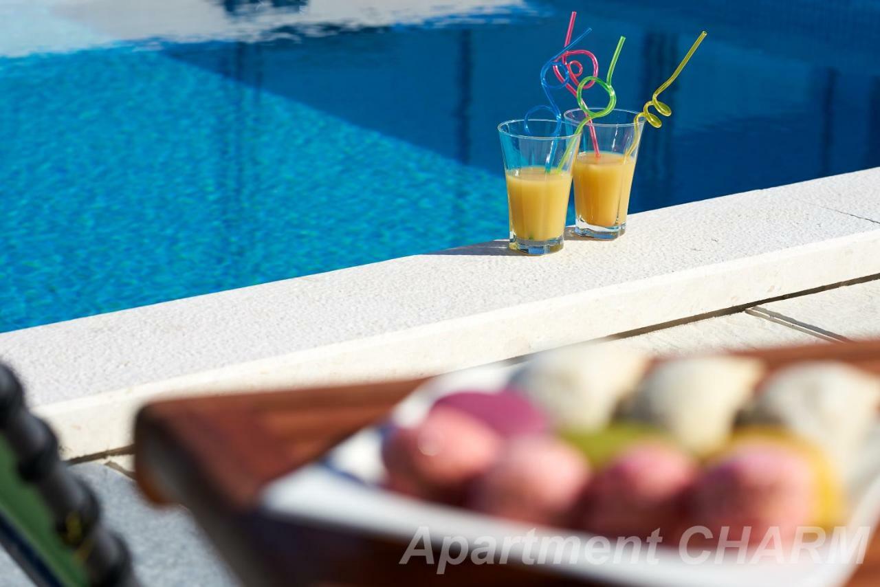 Luxury Apartment Charm With Pool Trogir Luaran gambar