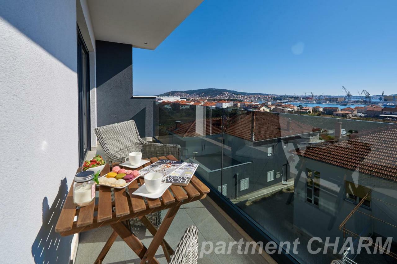 Luxury Apartment Charm With Pool Trogir Luaran gambar