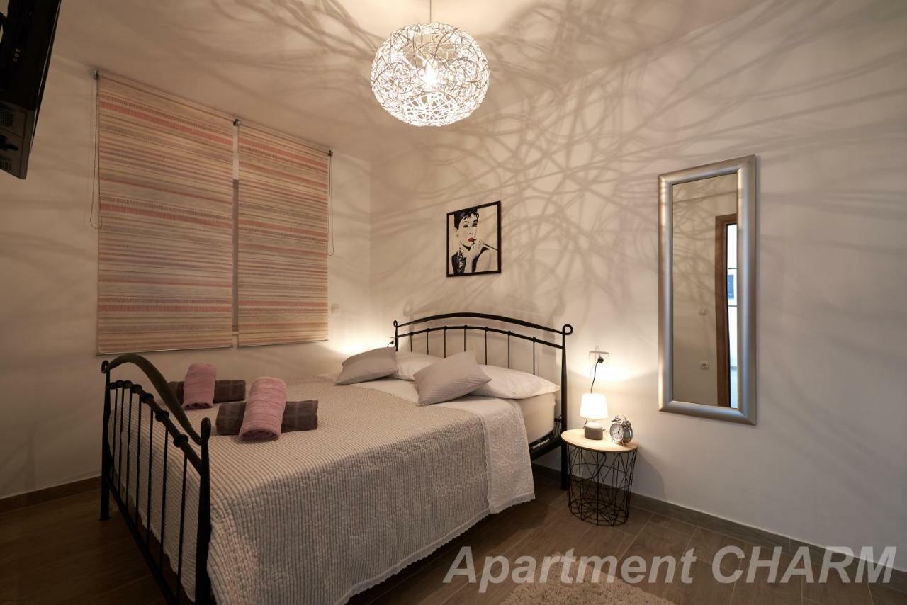 Luxury Apartment Charm With Pool Trogir Luaran gambar